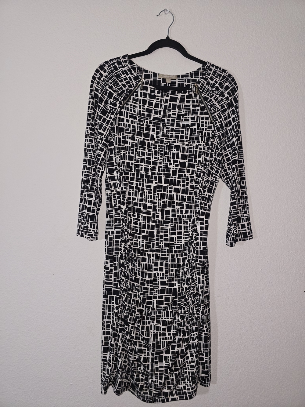Black & White Geometric Sheath Dress